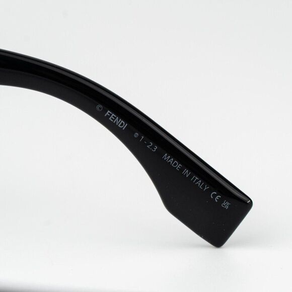 Fendi O\'LOCK Women Sunglasses Geometric Black Blue FE40108U 01V BRAND NEW main image 12